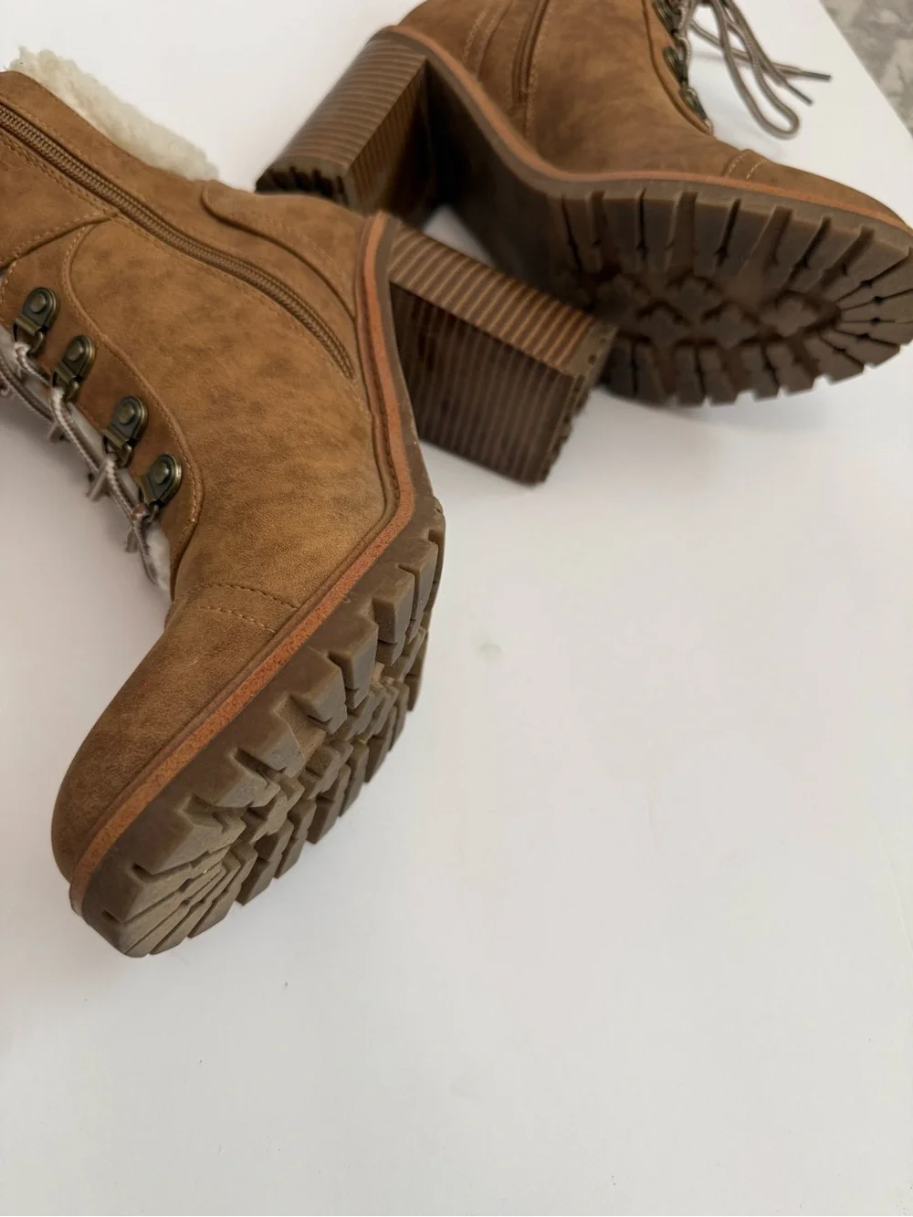 Nine West brown lace